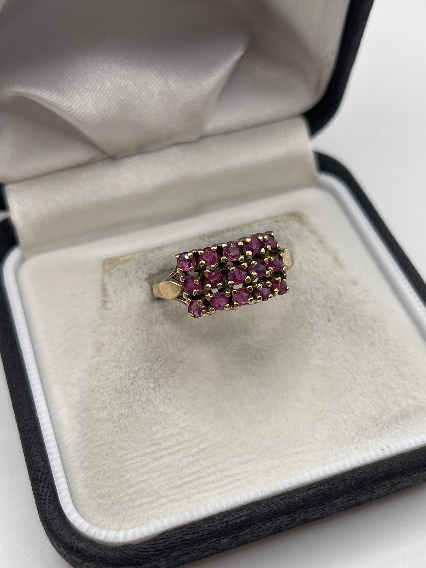 9ct gold ruby cluster ring