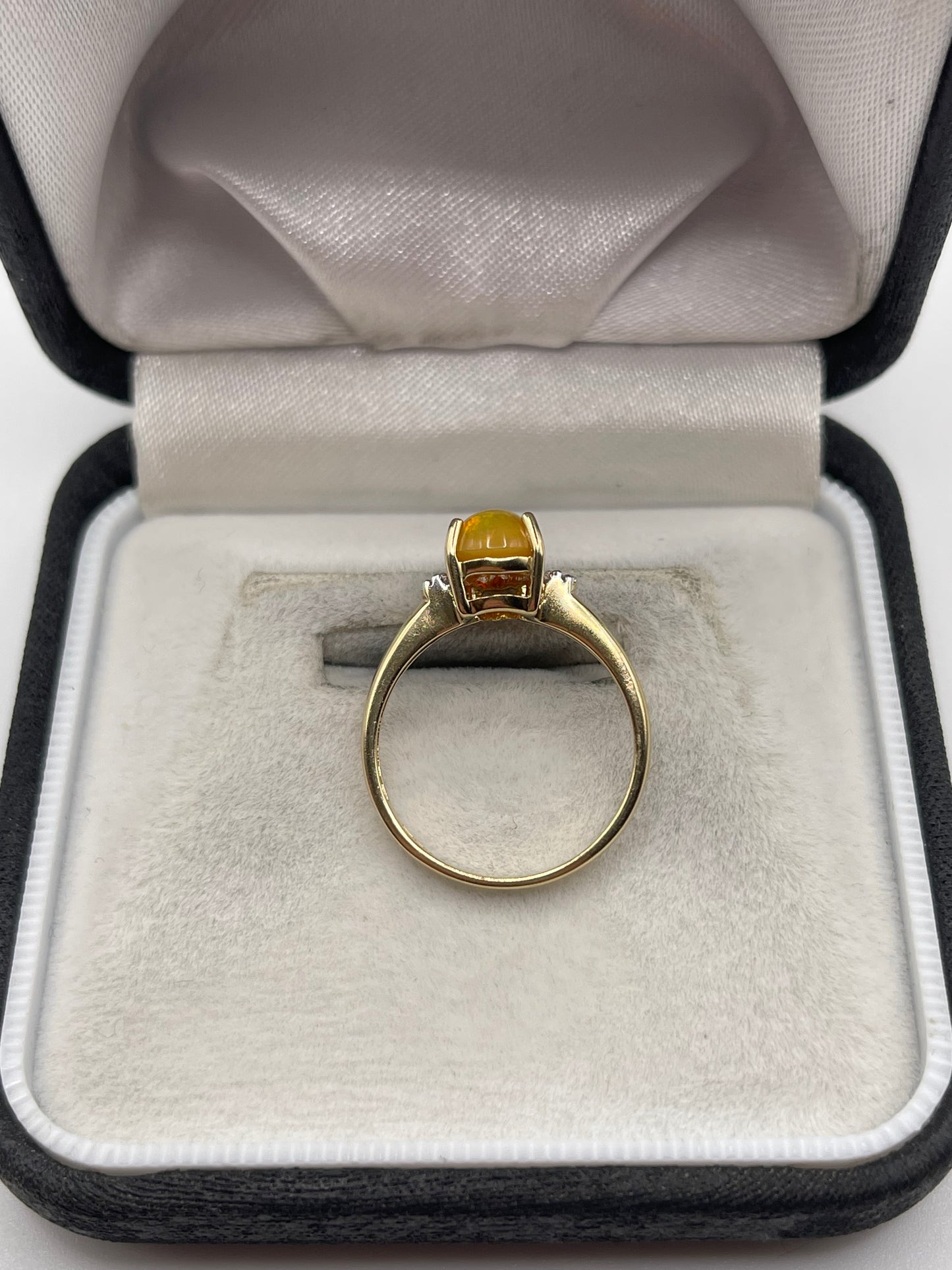 9ct gold opal and diamond ring