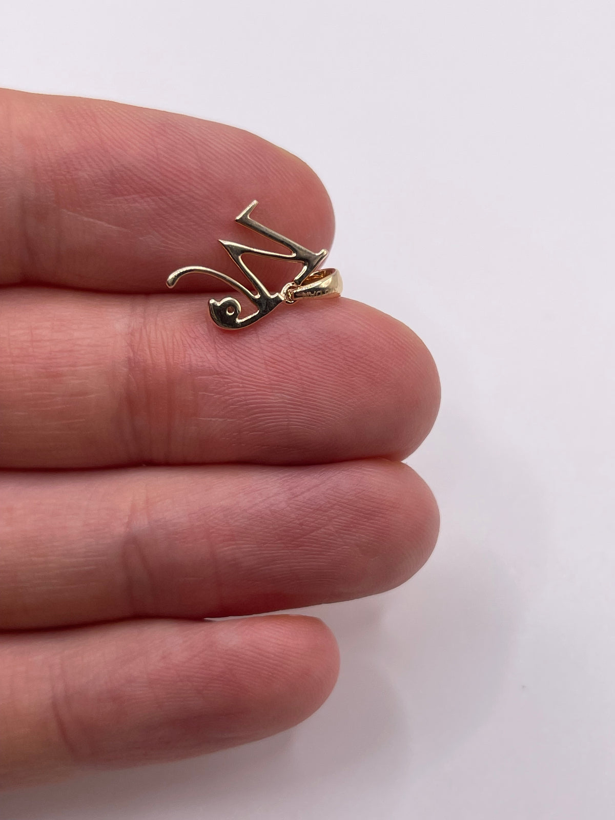 9ct gold diamond initial M pendant