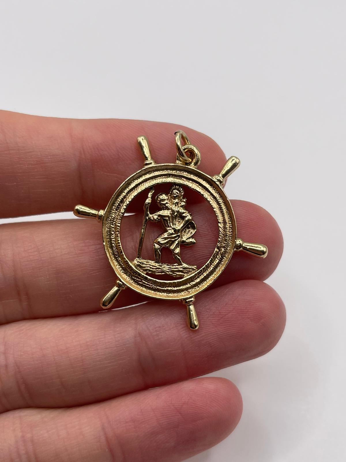 9ct gold st christopher pendant