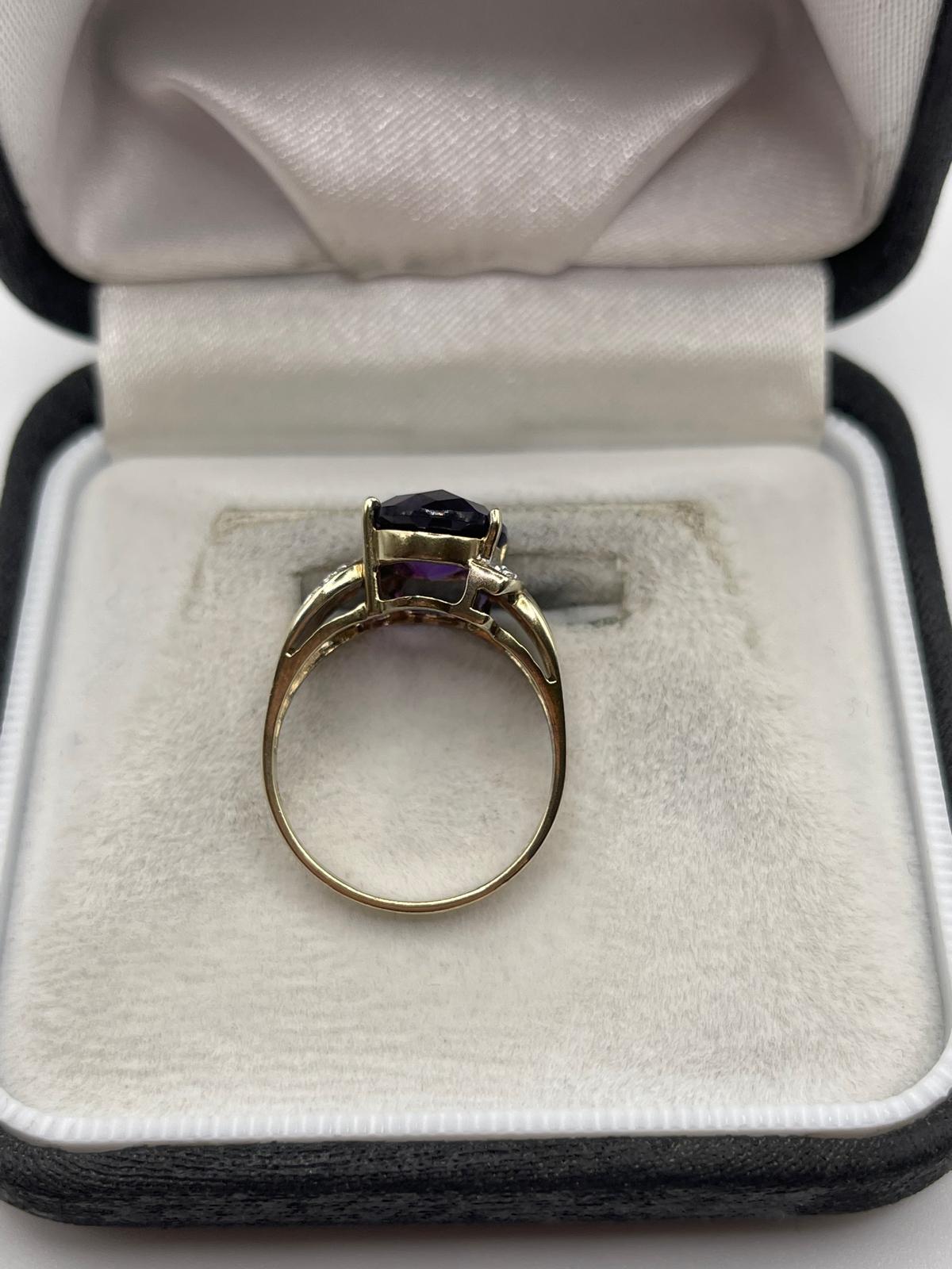 9ct gold amethyst and diamond ring