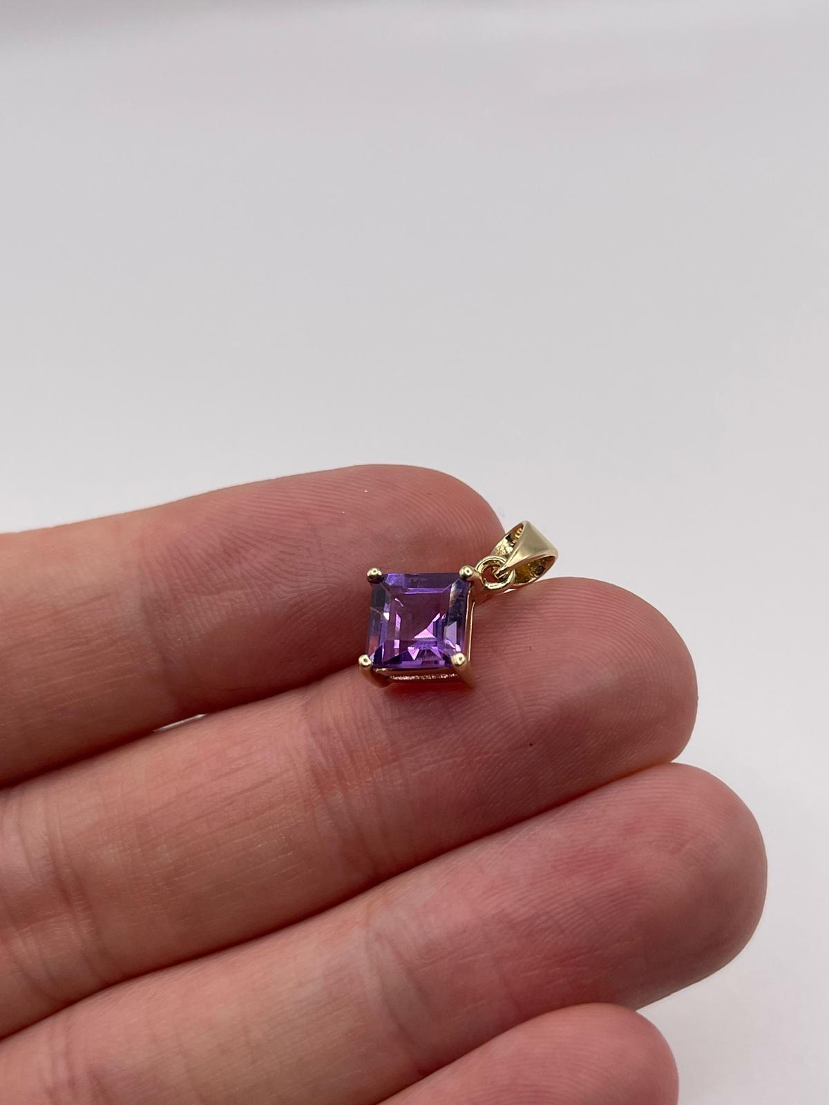 9ct gold amethyst pendant