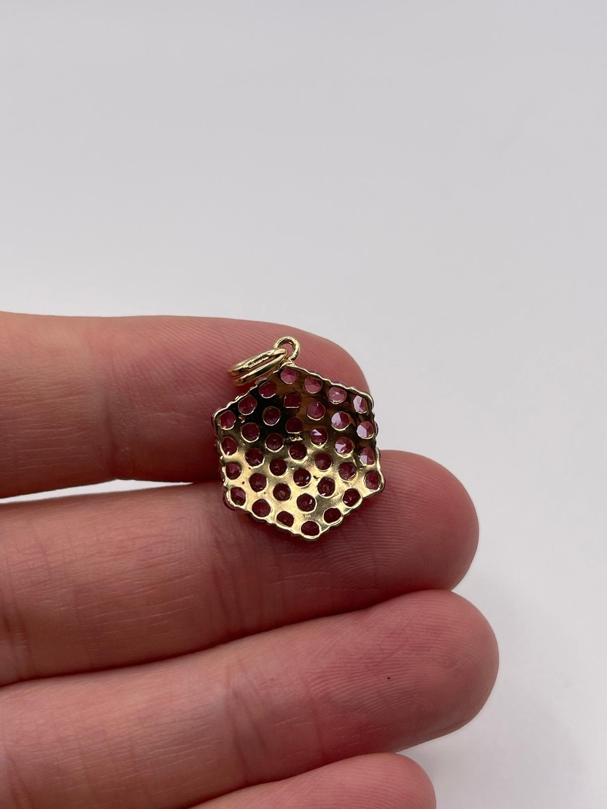 9ct gold pink topaz pendant