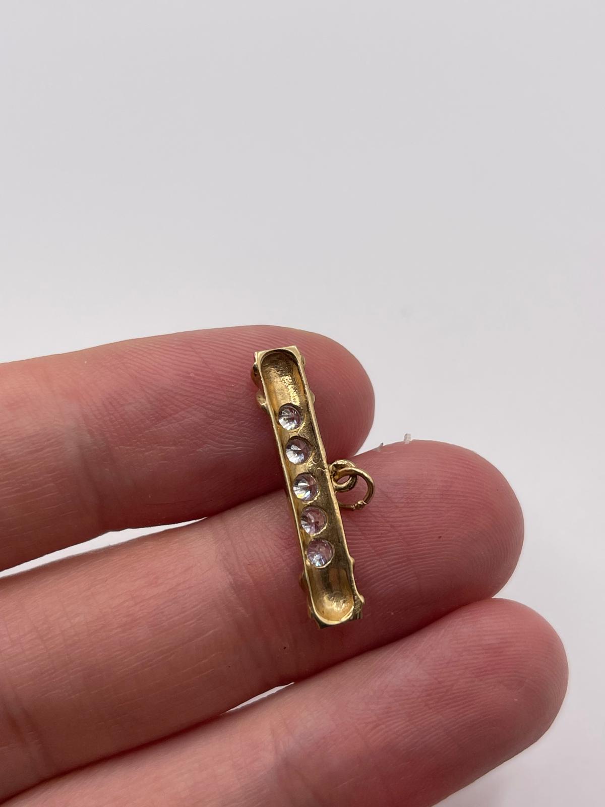 9ct gold cz Tbar