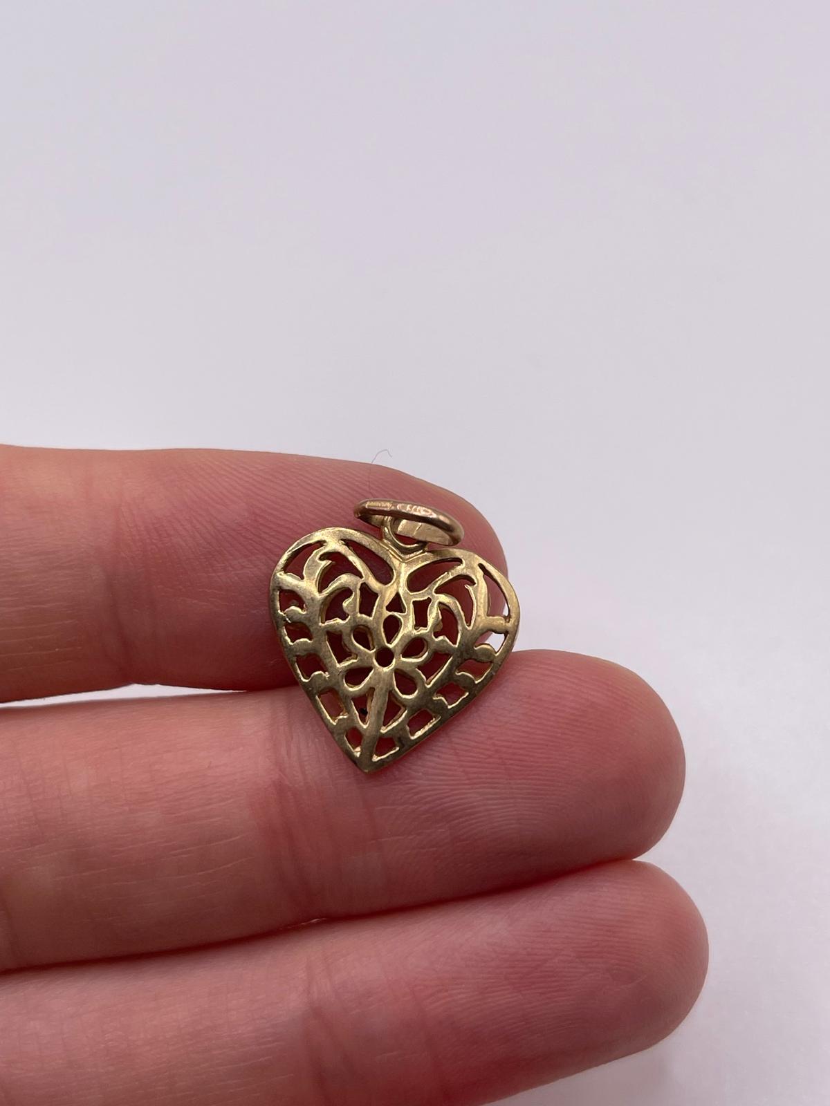 9ct gold heart charm
