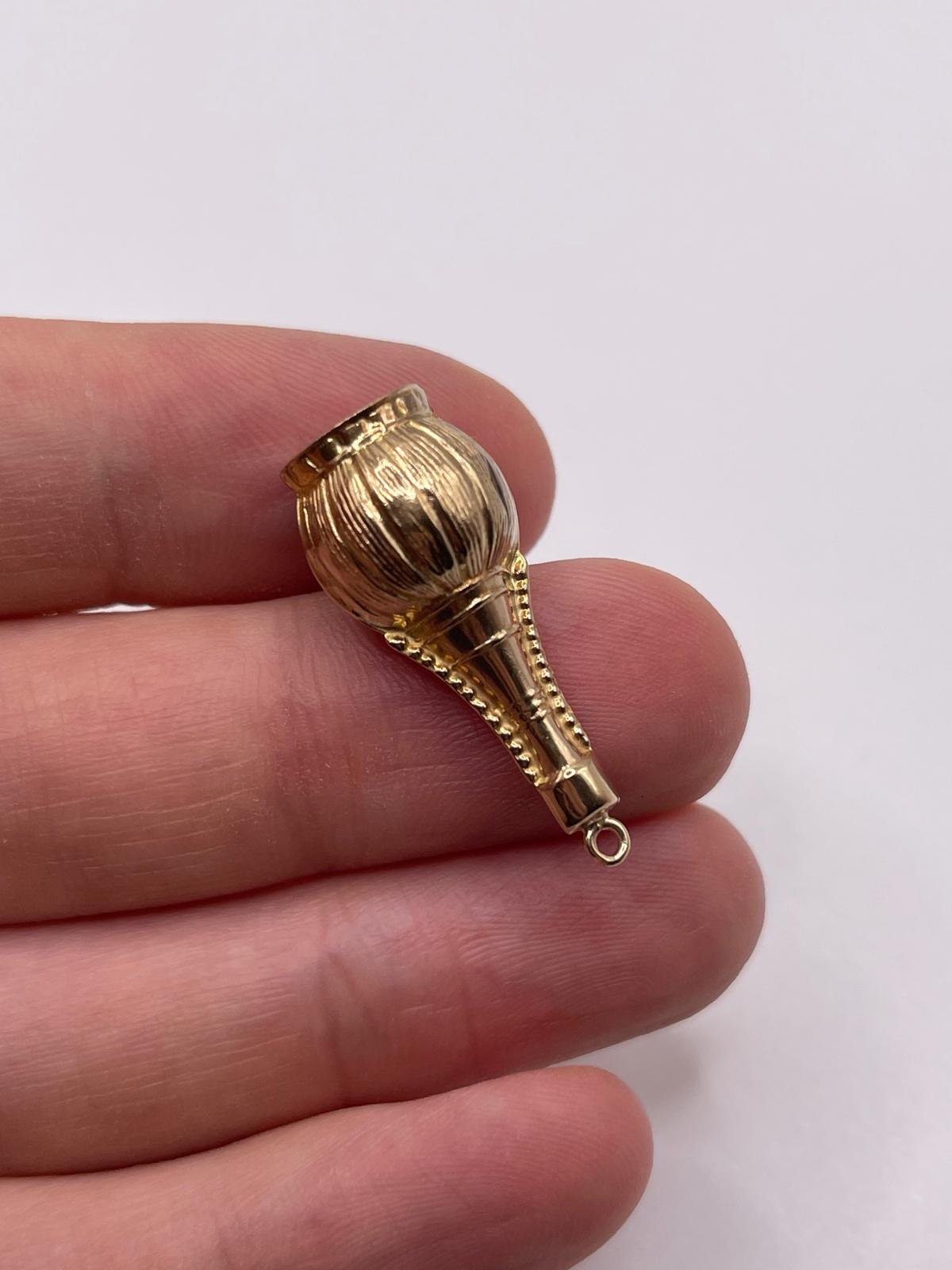 9ct gold vase charm