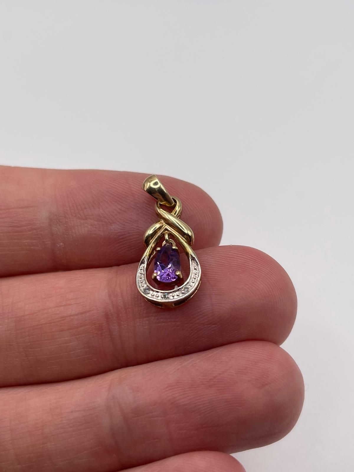 9ct gold amethyst and diamond pendant