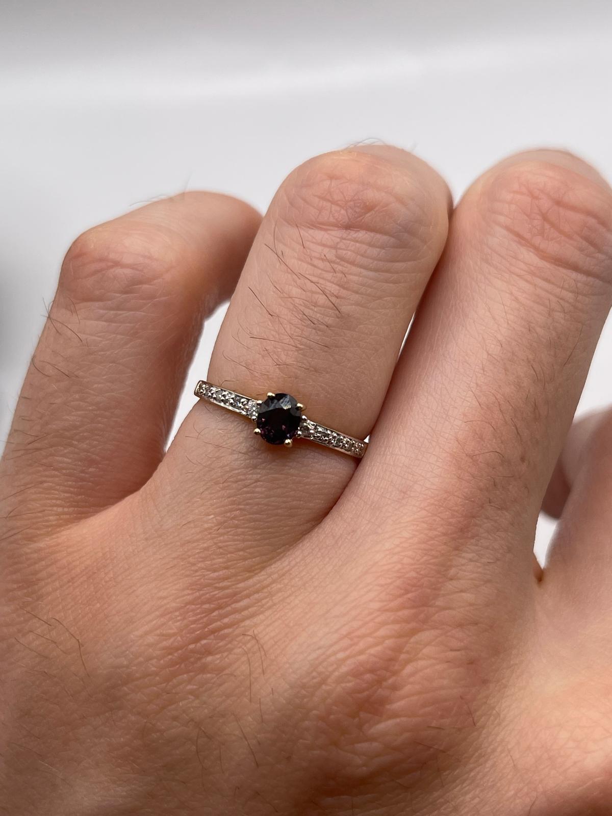 9ct gold spinel and diamond ring