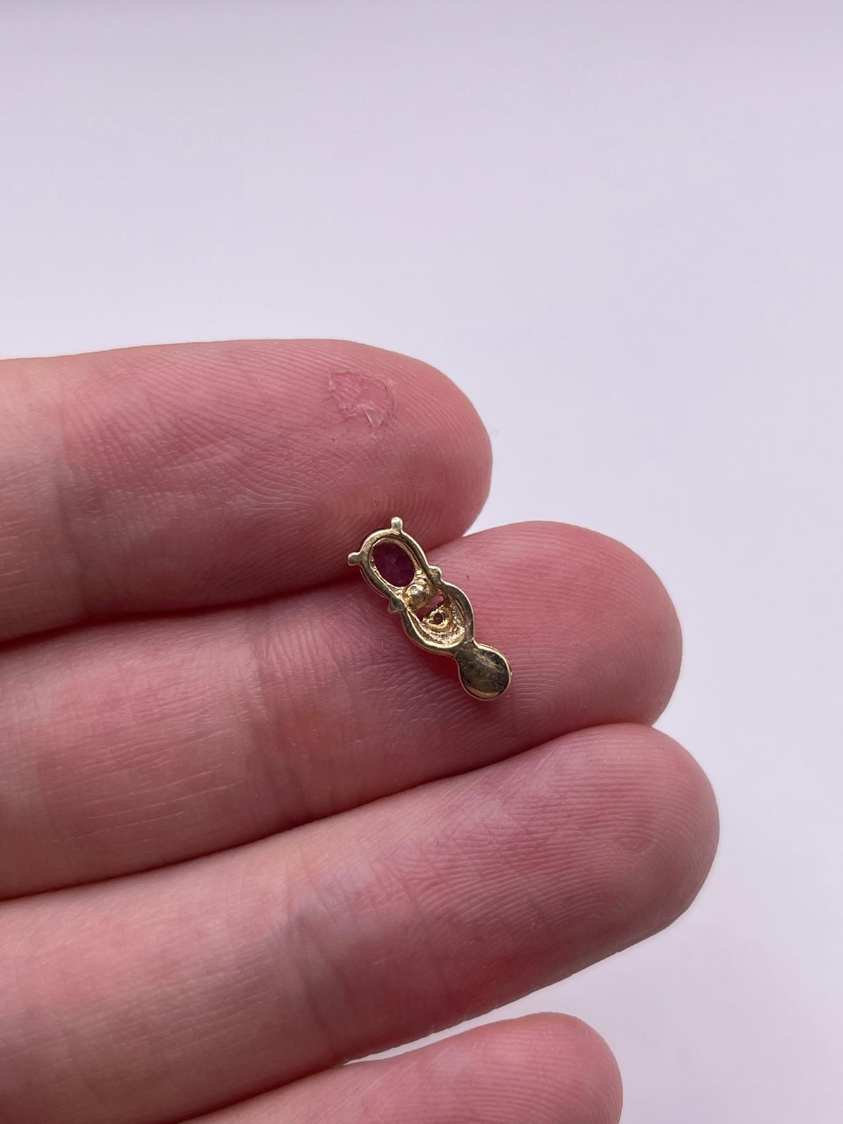 9ct gold amethyst and diamond pendant