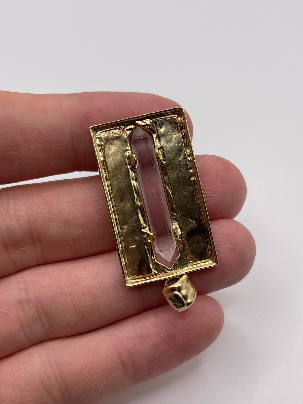 9ct gold crystal pendant