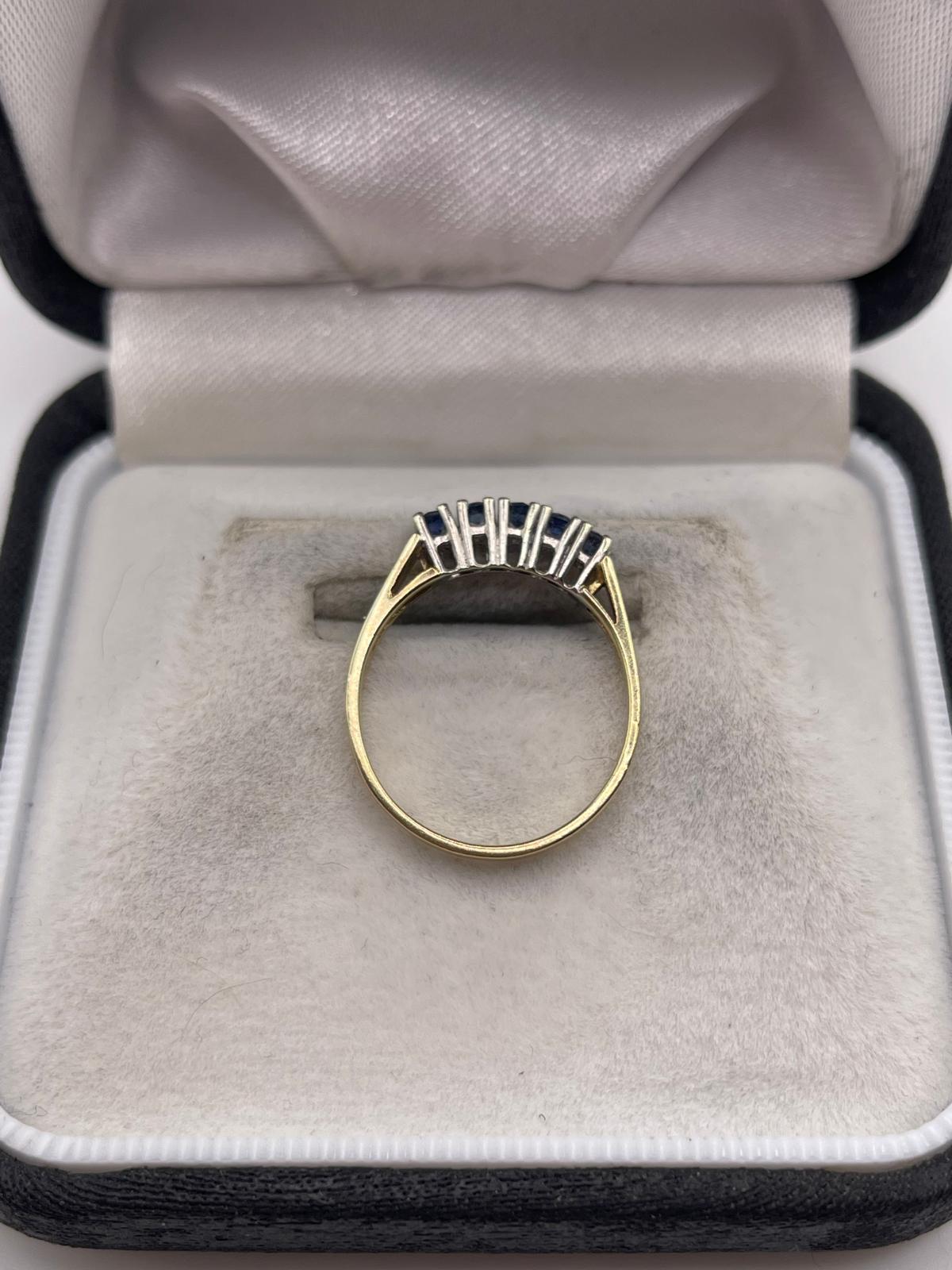 9ct gold sapphire ring