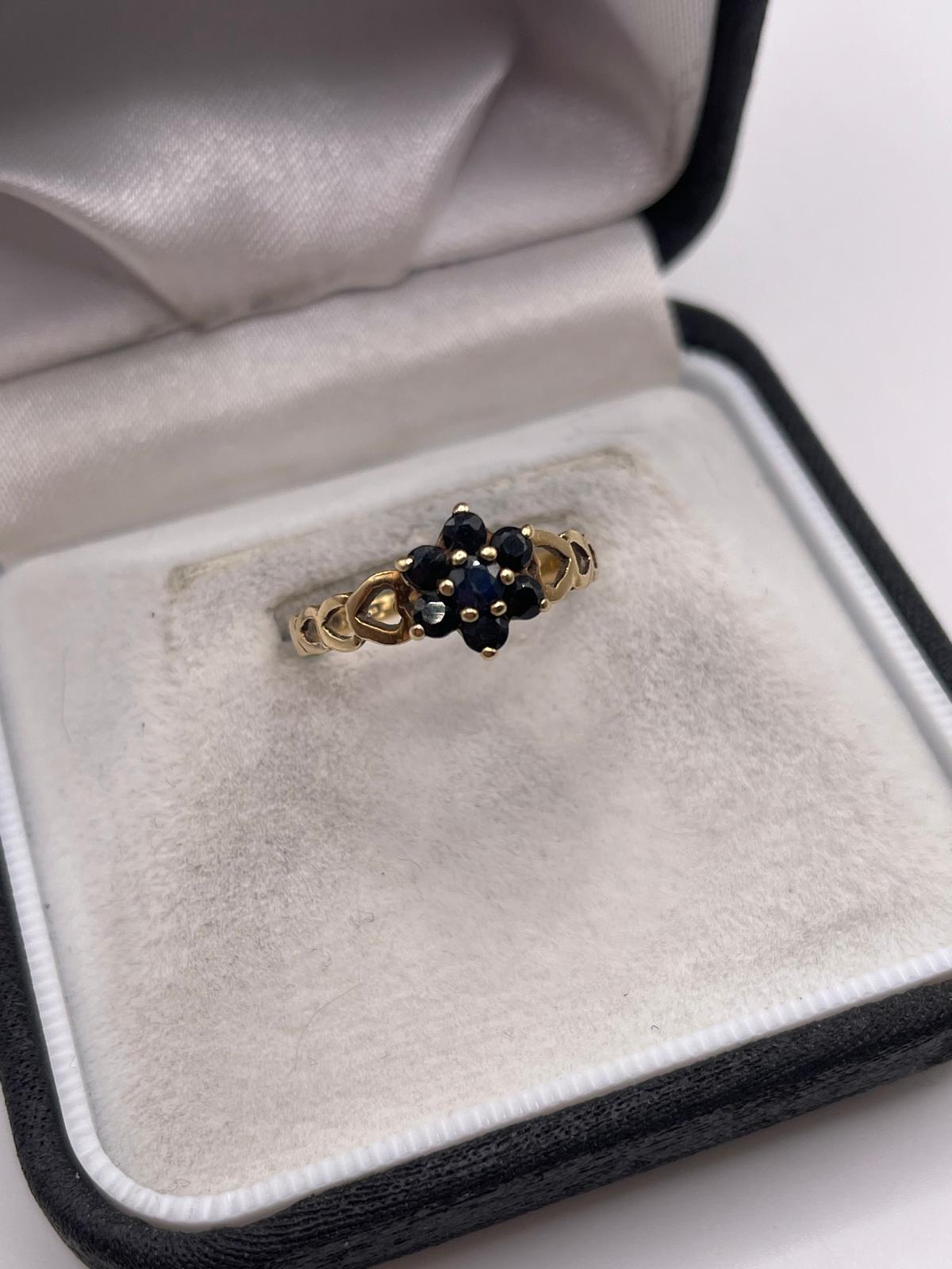9ct gold sapphire ring