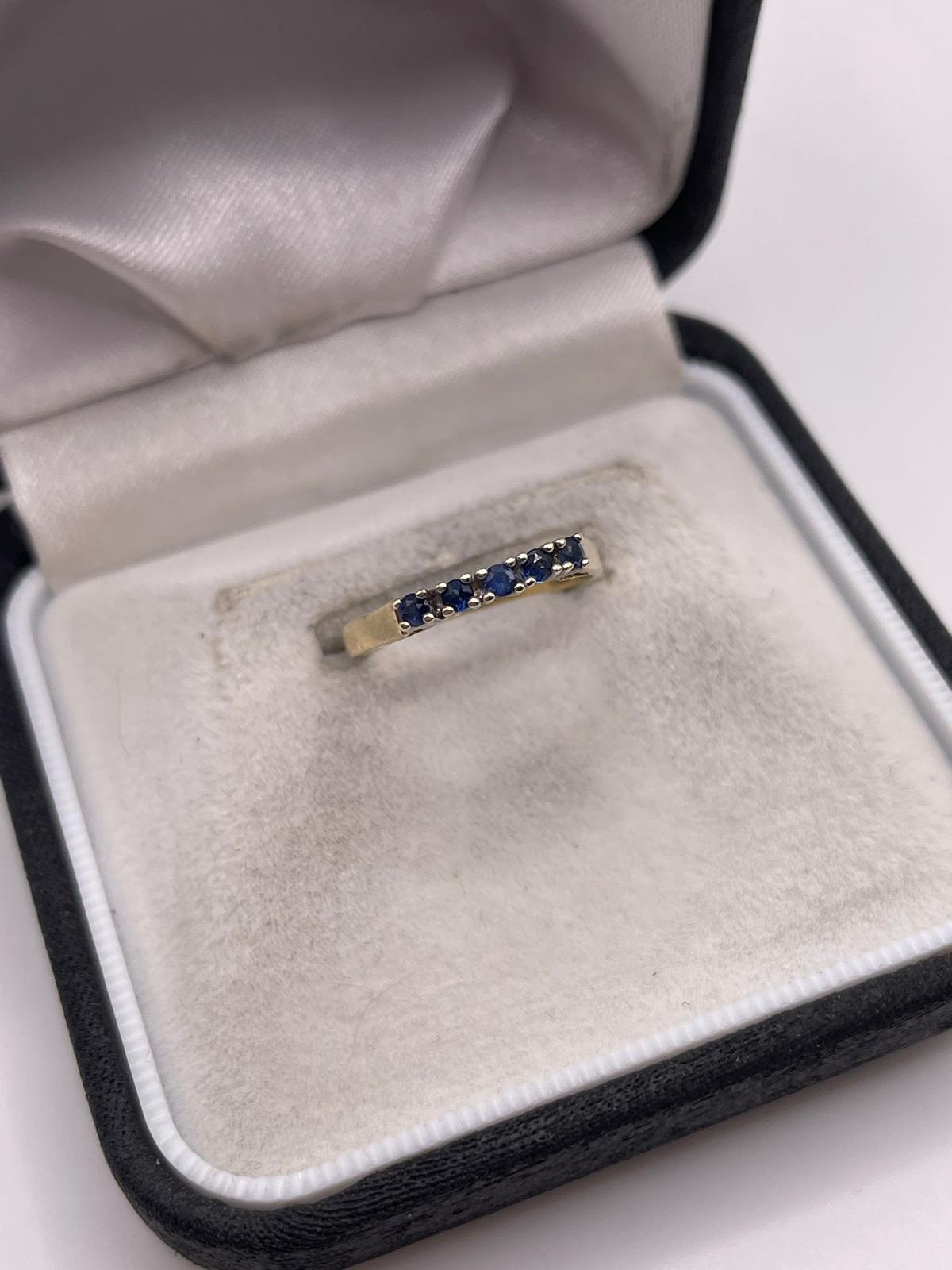 9ct gold sapphire ring