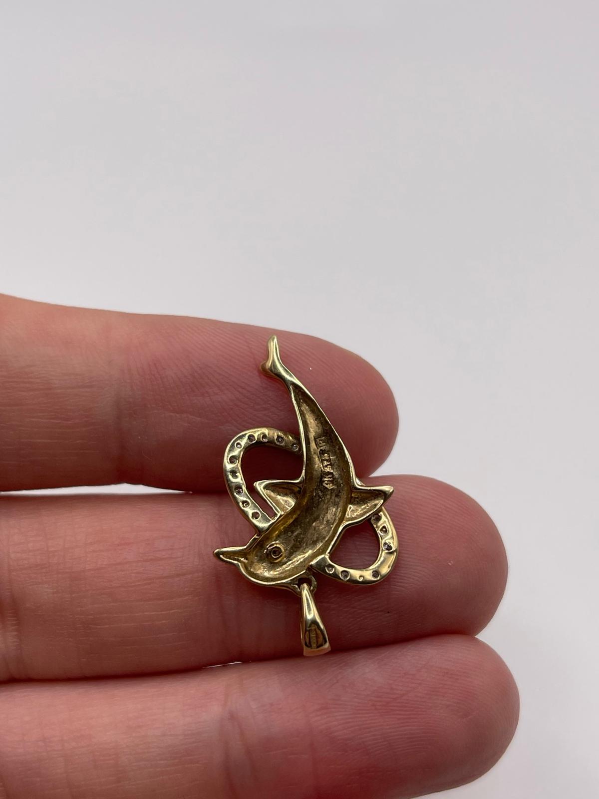 9ct gold diamond dolphin pendant