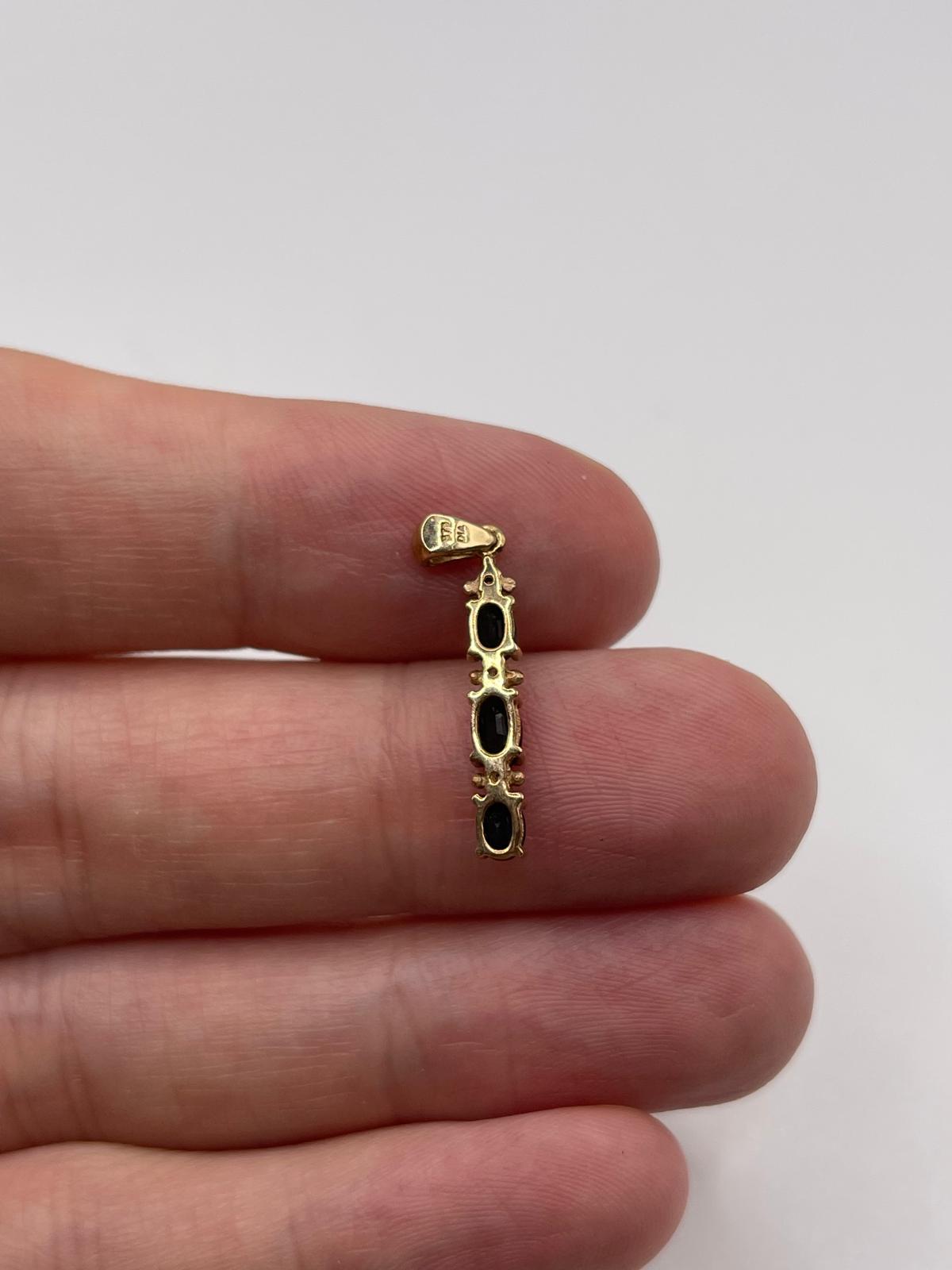 9ct gold sapphire and diamond pendant