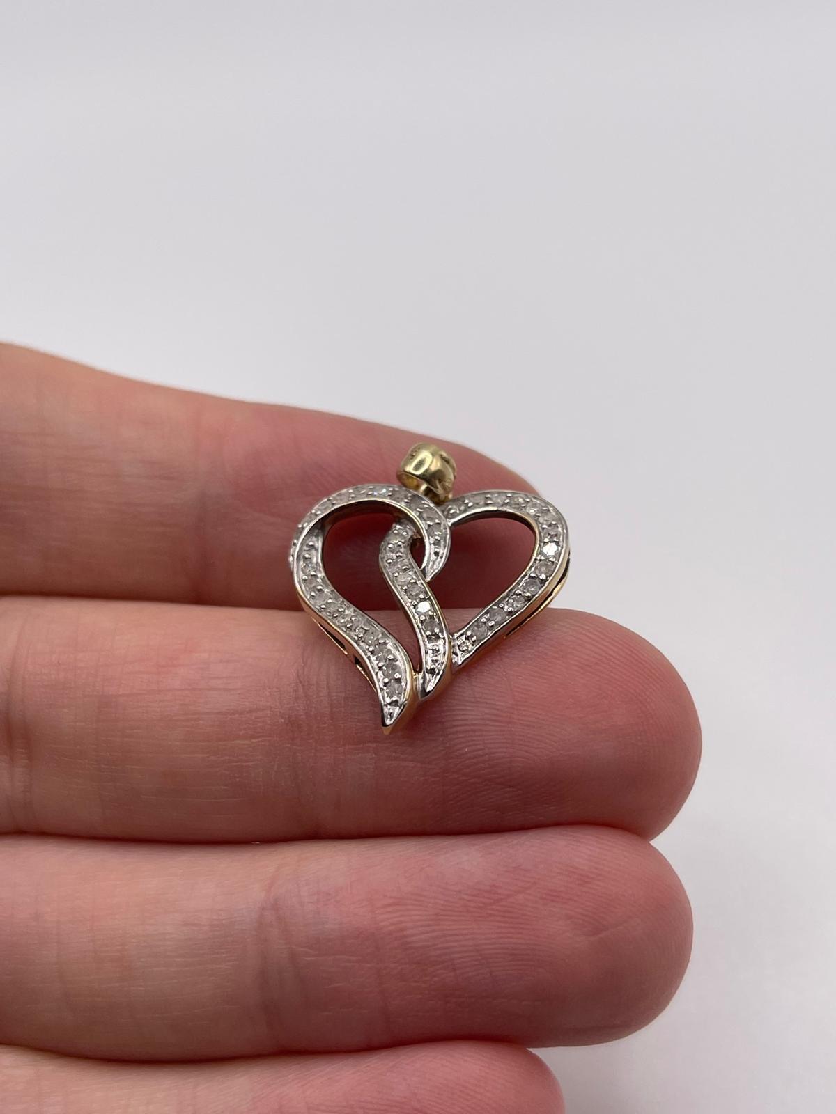 9ct gold diamond heart pendant
