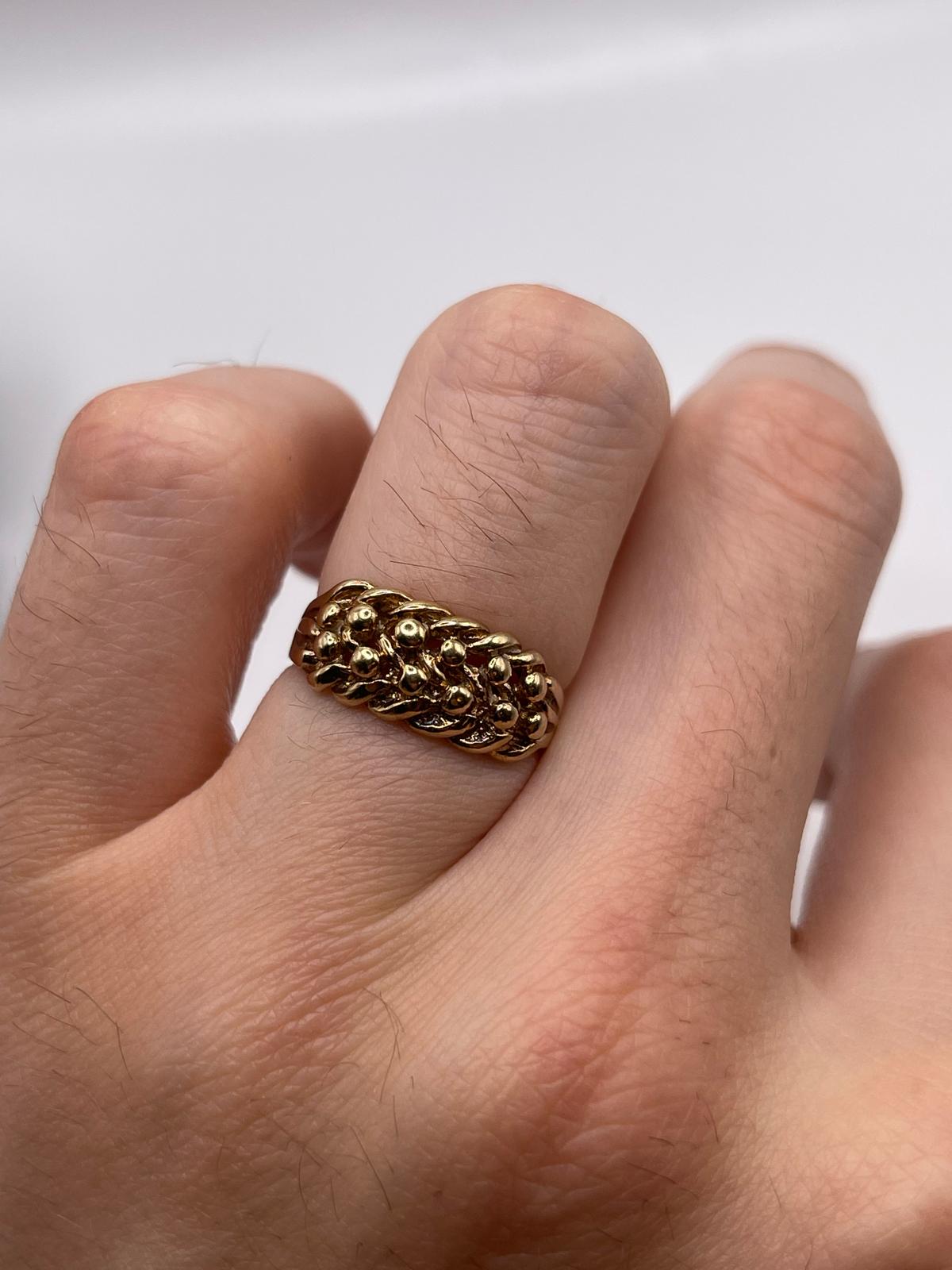 9ct gold keeper ring