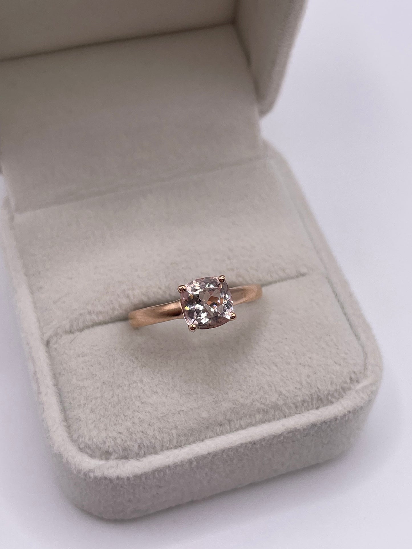 9ct rose gold morganite ring