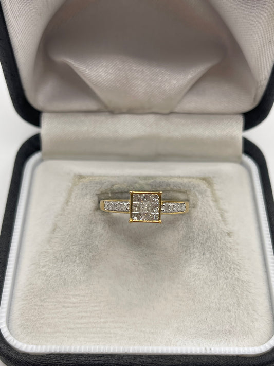 9ct gold diamond cluster ring