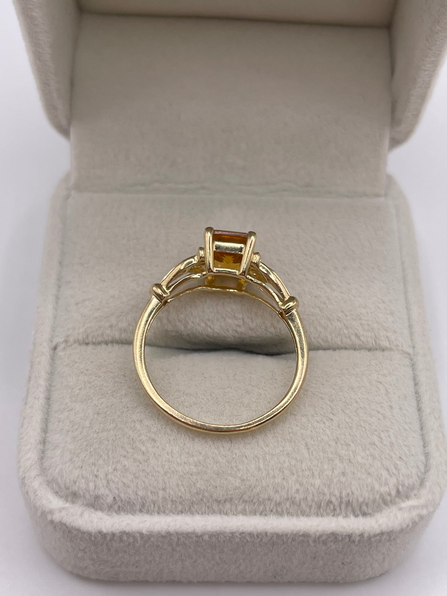 9ct gold citrine ring