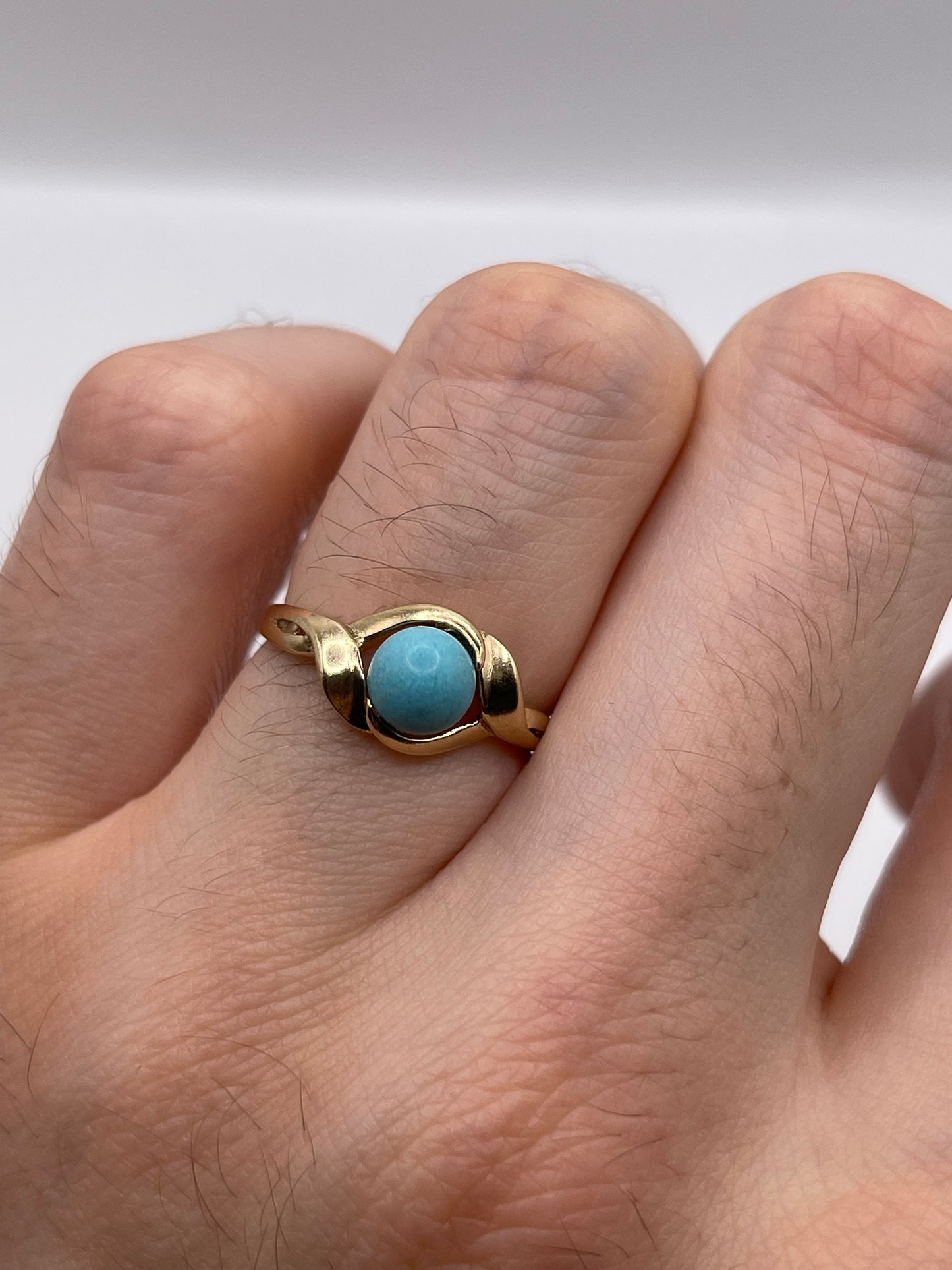 9ct gold turquoise ring