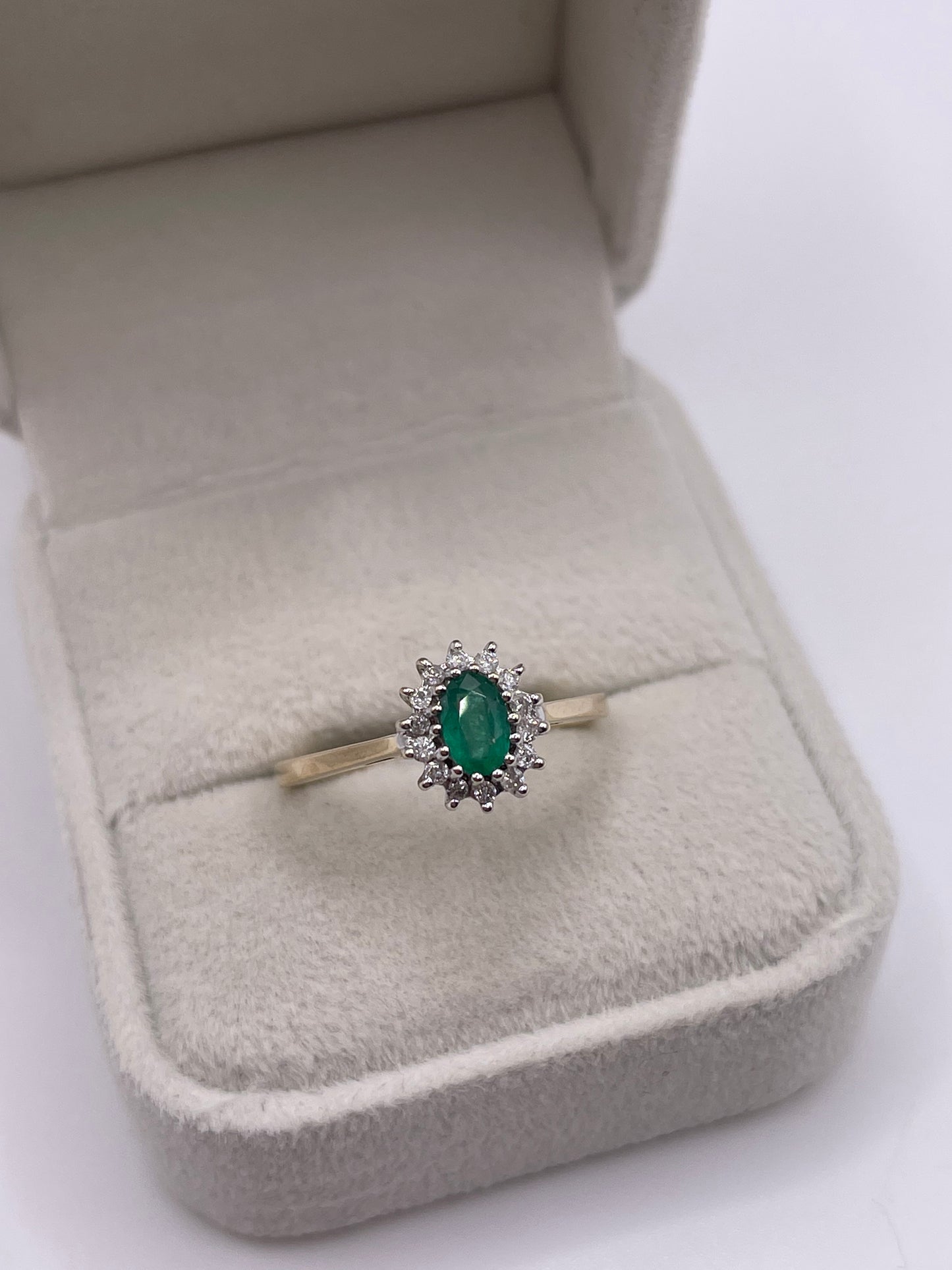 9ct gold emerald and diamond ring