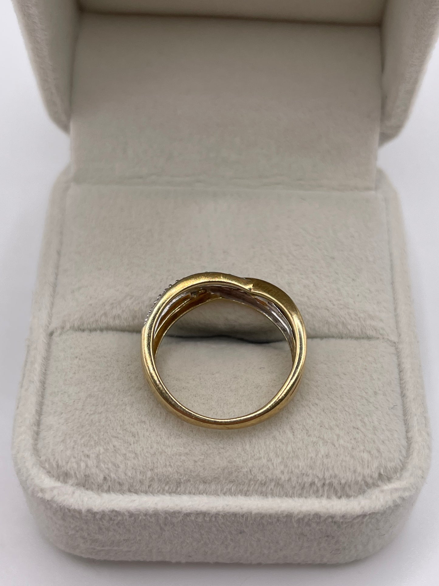 9ct gold diamond cluster ring