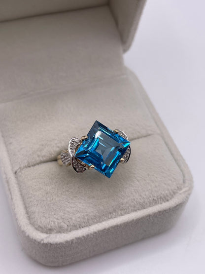 9ct gold topaz and diamond ring