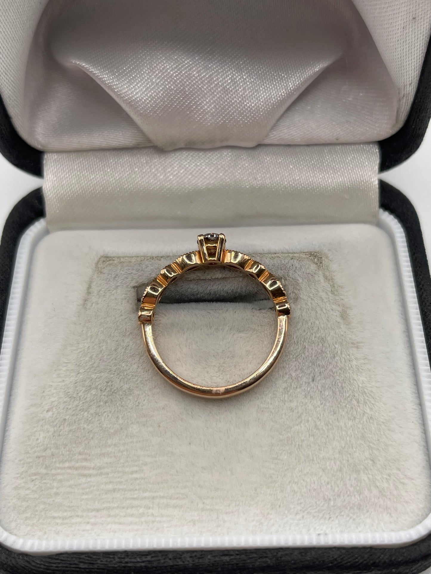 18ct rose gold diamond ring
