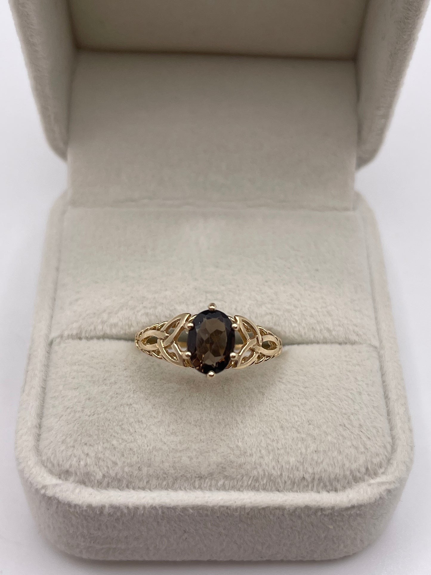 9ct gold Smokey quartz ring