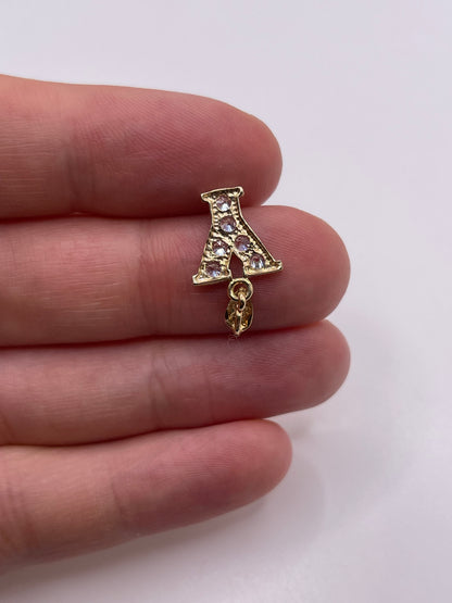 9ct gold cz initial Y pendant