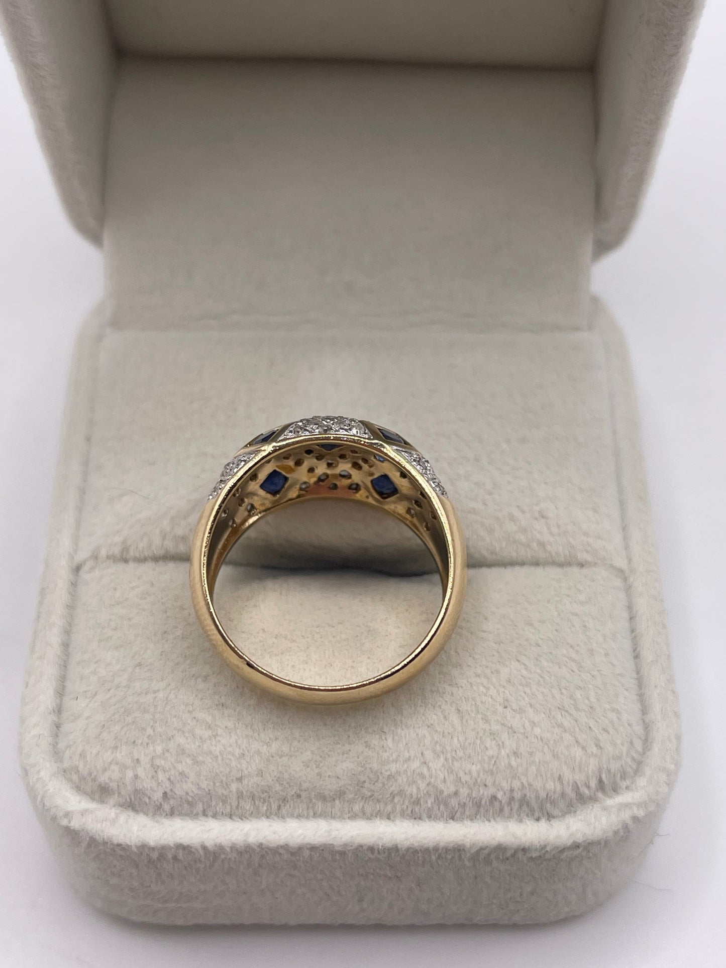 9ct gold sapphire and diamond cluster ring