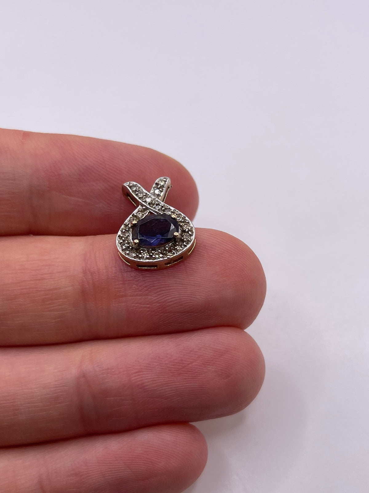 9ct gold iolite and diamond pendant