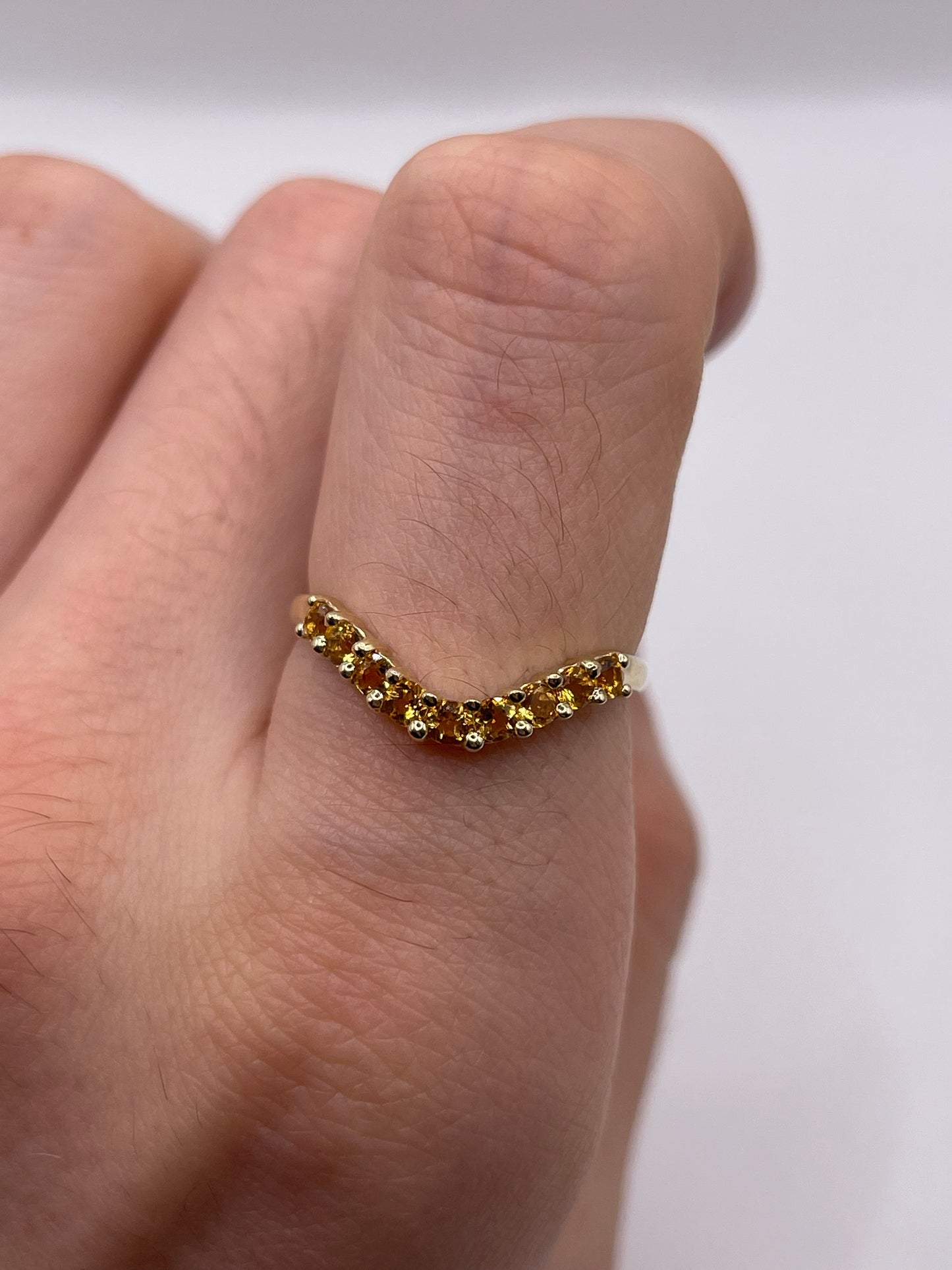 9ct gold citrine wishbone ring