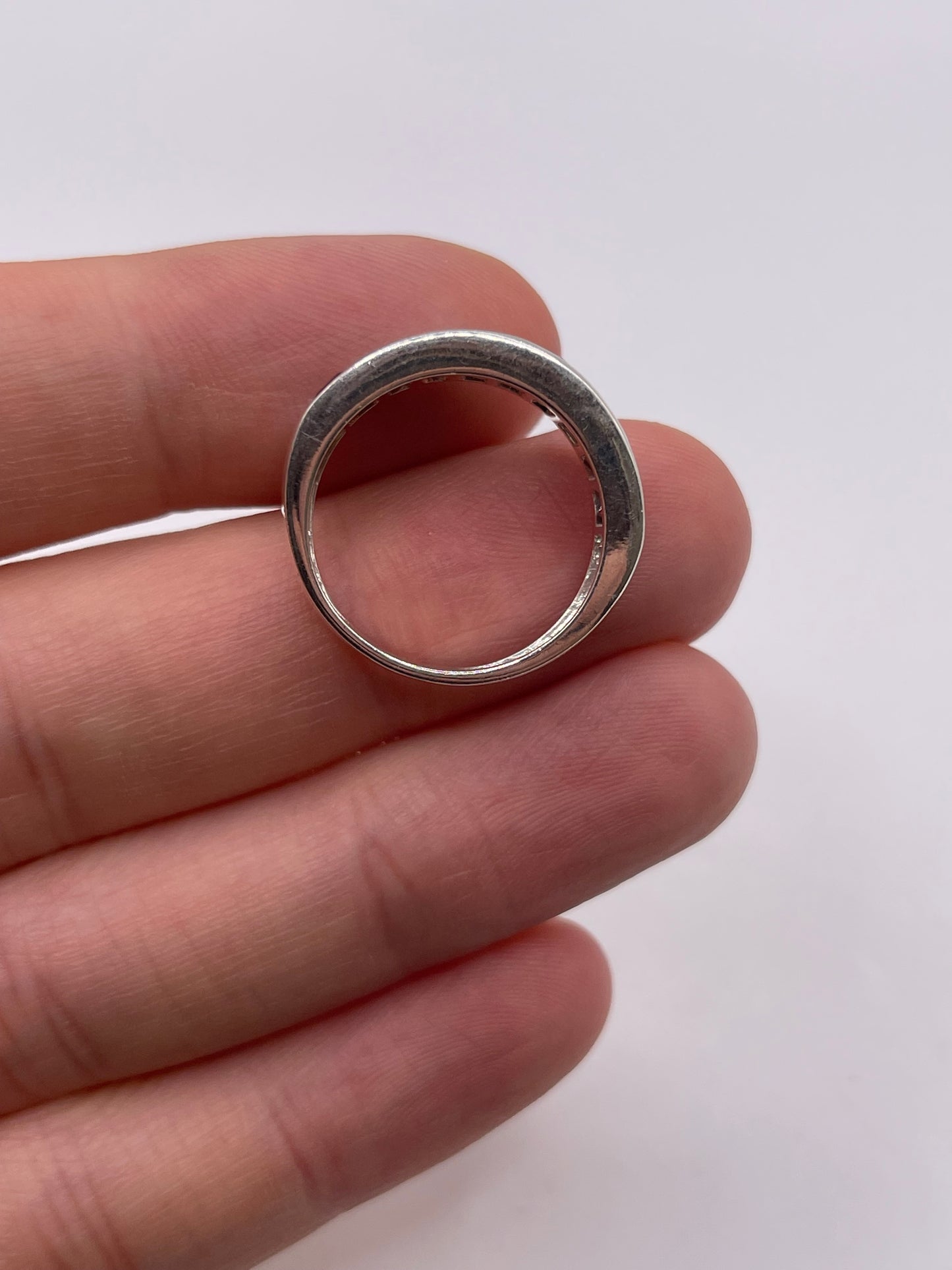 Silver garnet ring