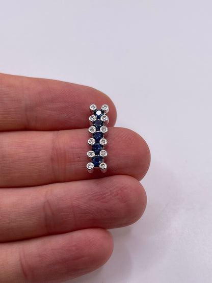 18ct gold sapphire and diamond pendant