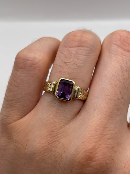 9ct gold amethyst ring