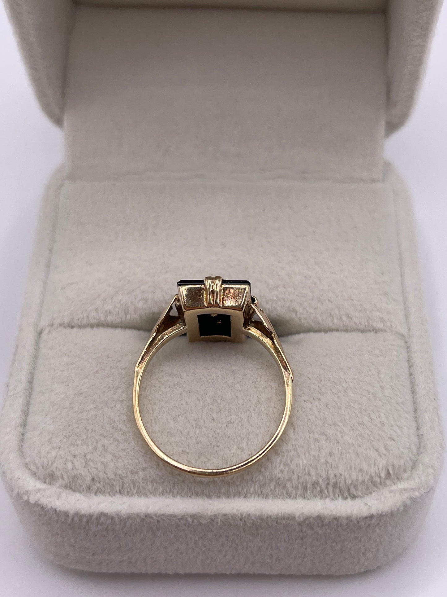 9ct gold onyx initial ring