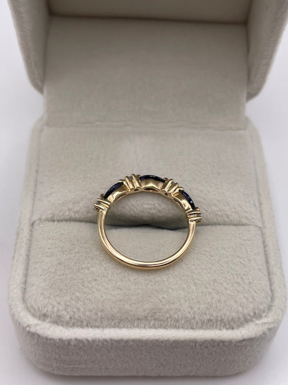 9ct gold sapphire and diamond ring