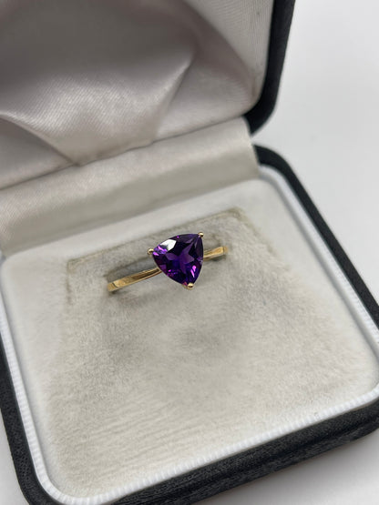 9ct gold amethyst ring
