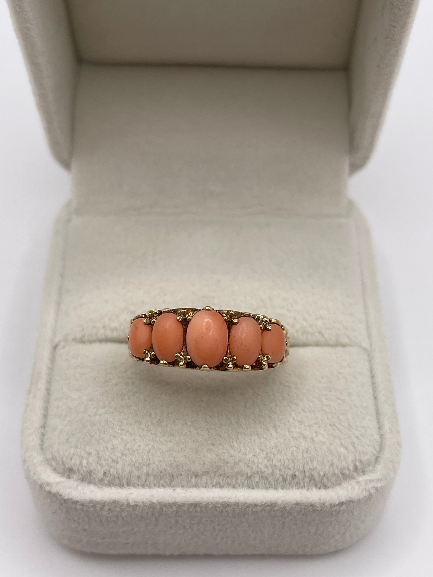 9ct gold coral ring