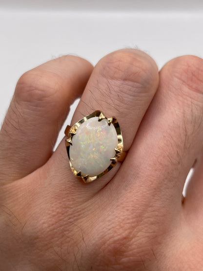 9ct gold opal ring