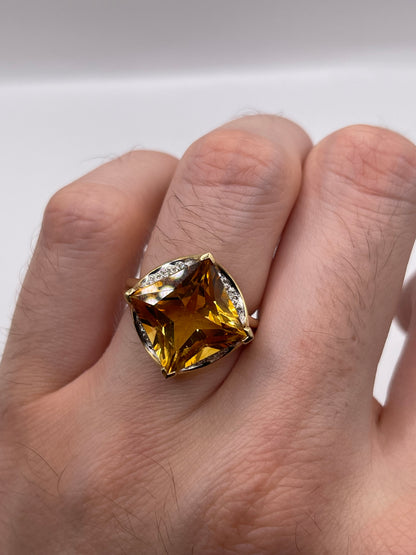 9ct gold citrine and diamond ring