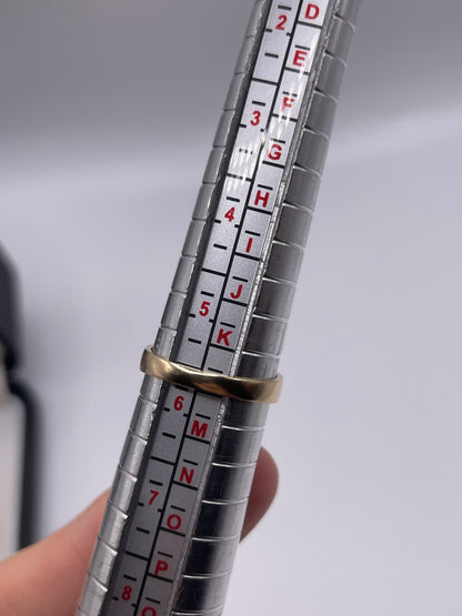 9ct gold sapphire and diamond ring