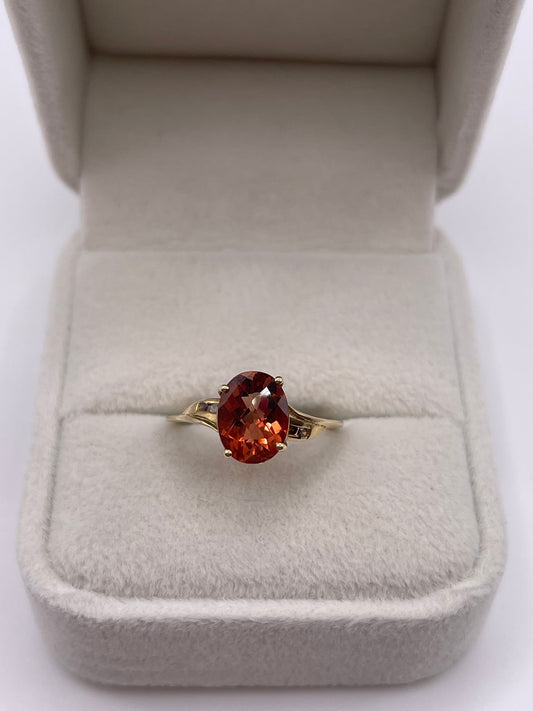 9ct gold quartz and diamond ring