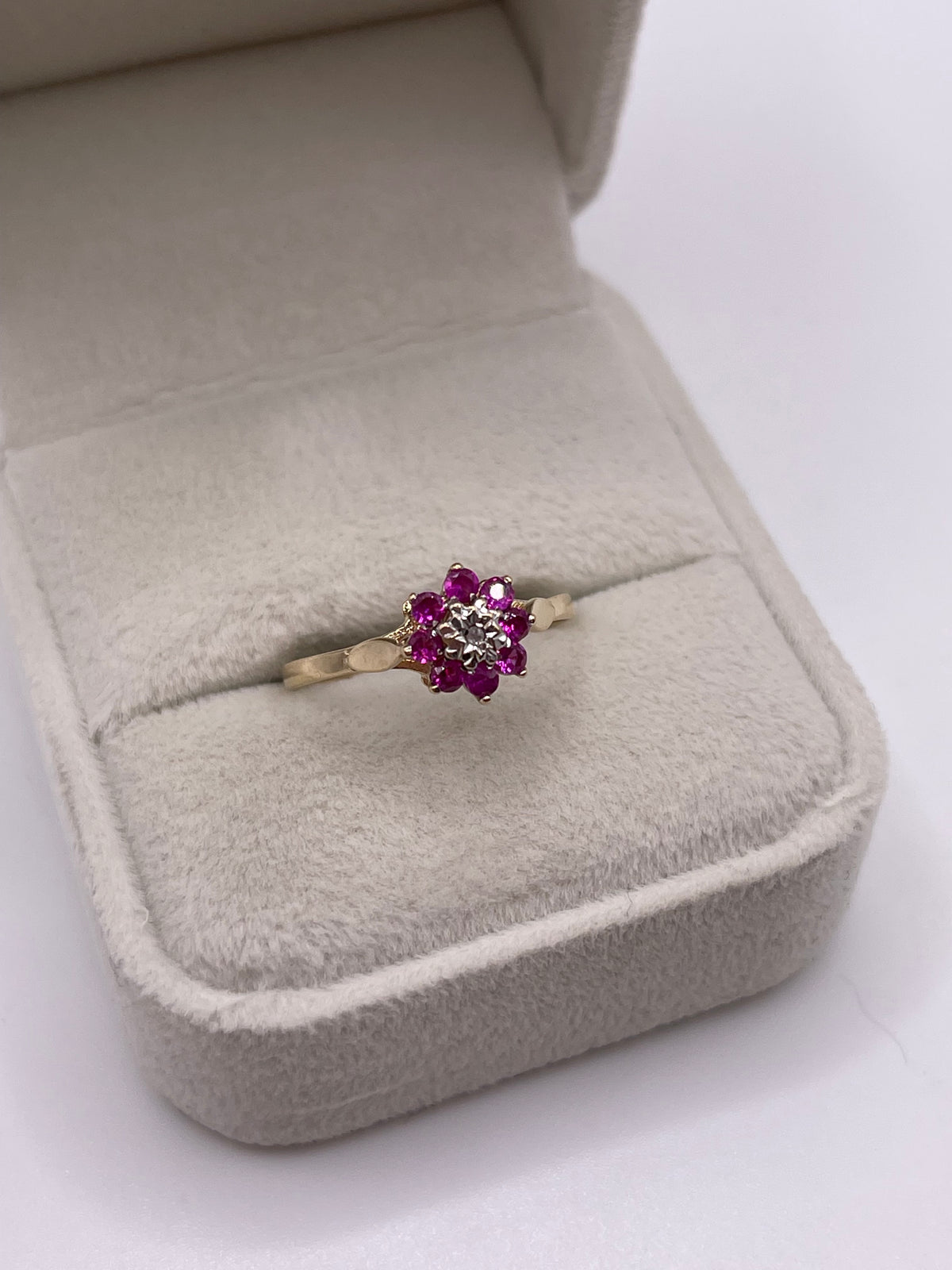9ct gold ruby and diamond ring