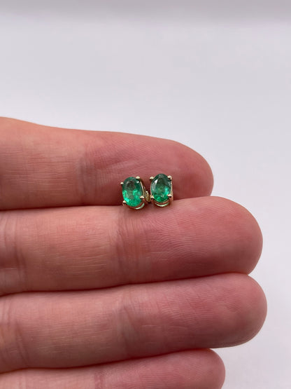 9ct gold emerald earrings