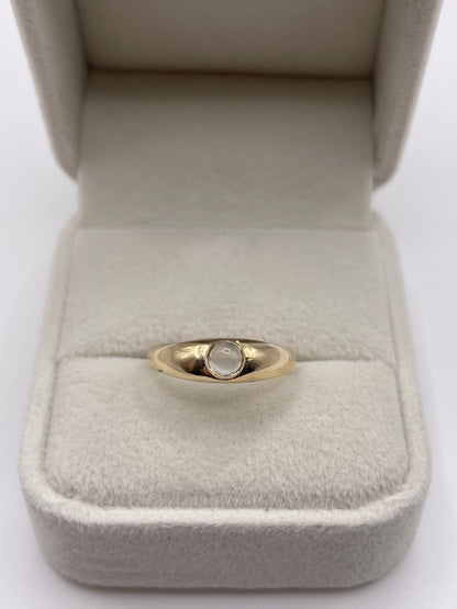 9ct gold moonstone gypsy ring
