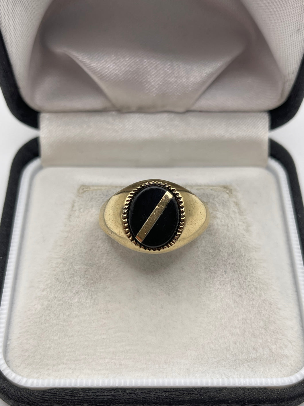 9ct gold onyx signet ring