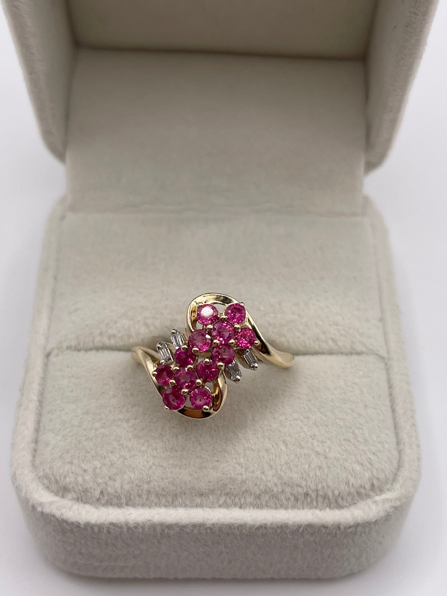 9ct tourmaline and diamond ring